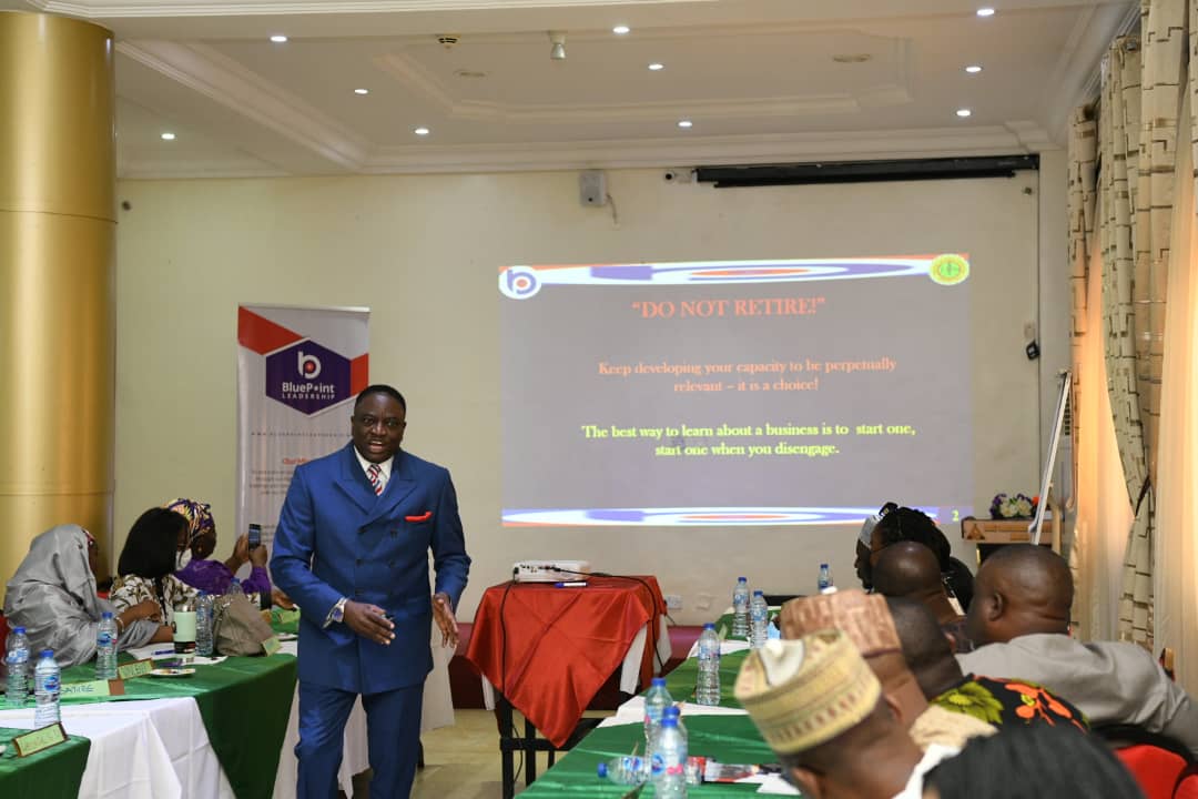 Pat Akem-Vingir teaching a leadership session